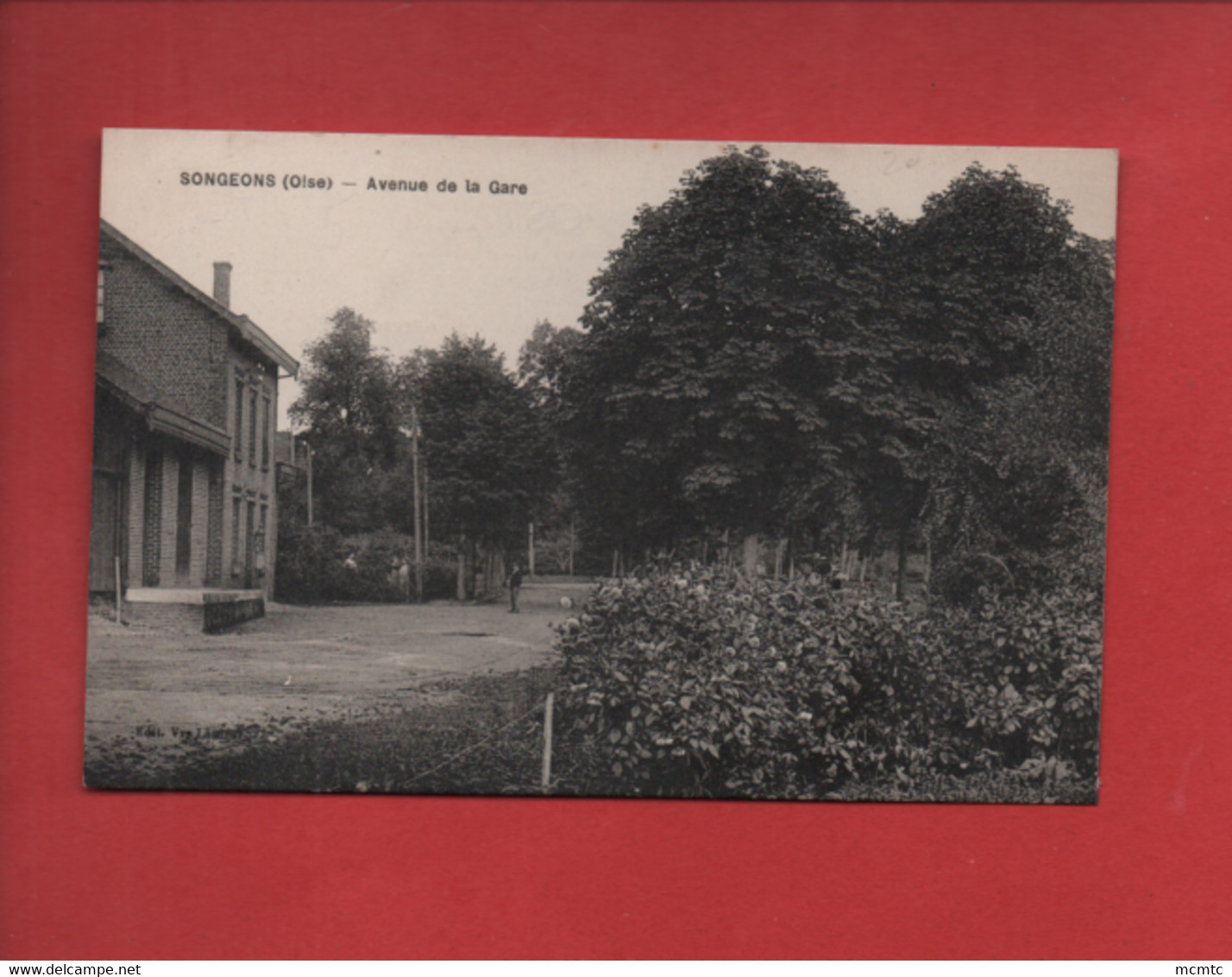 CPA - Songeons -(Oise) - Avenue De La Gare - Songeons