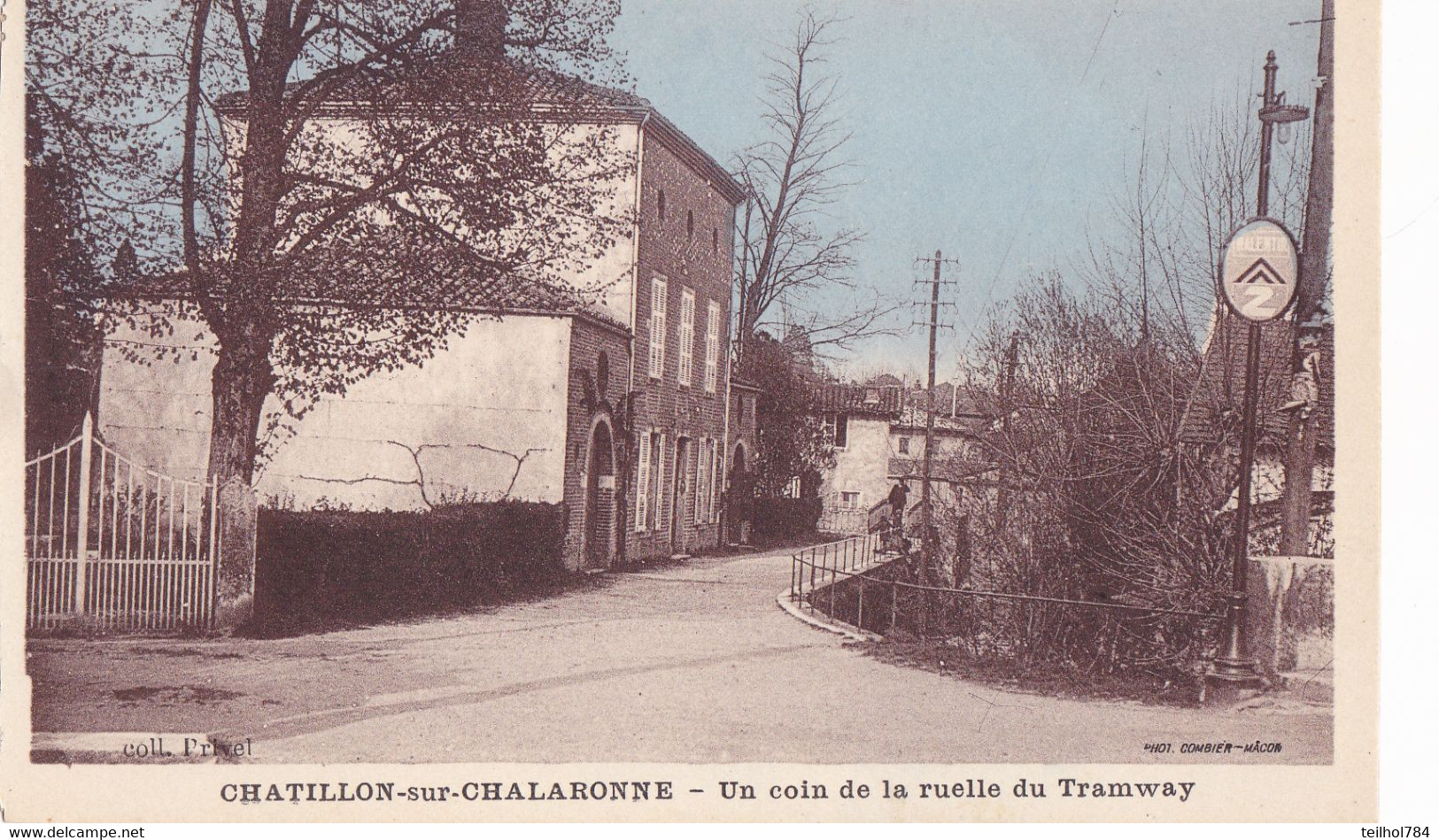 CHATILLON SUR CHALARONNE   -   UN COIN DE LA RUELLE DU TRAMWAY - Châtillon-sur-Chalaronne