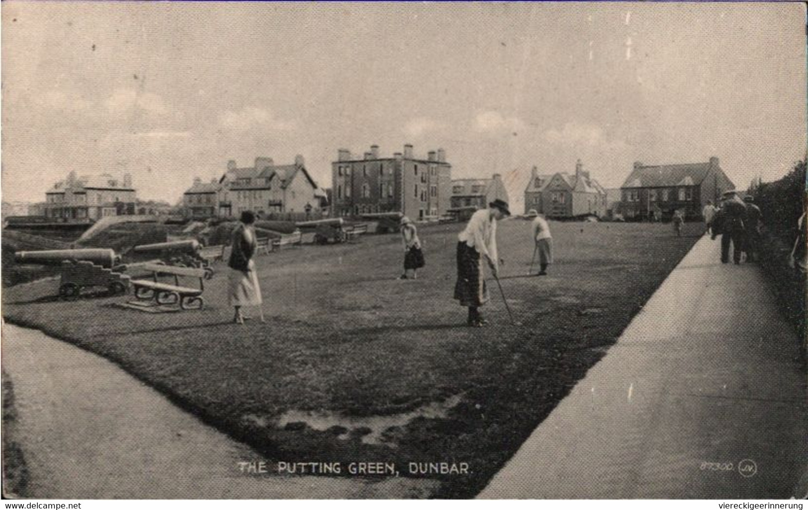 ! Old Postcard Dunbar , Putting Green, Golf, 1926 - Golf