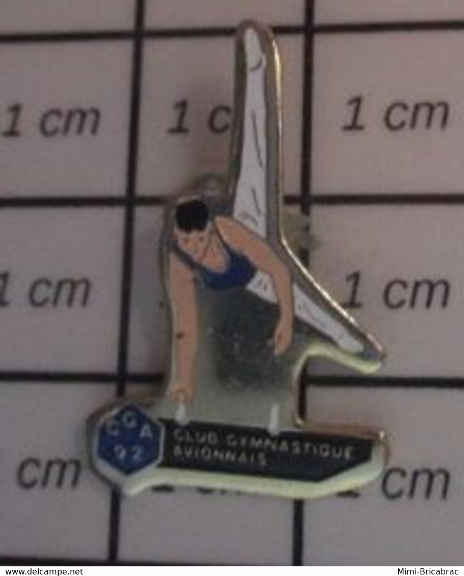 513a Pin's Pins / Beau Et Rare / SPORTS / CGA CLUB GYMNASTIQUE AVIONNAIS - Gymnastique