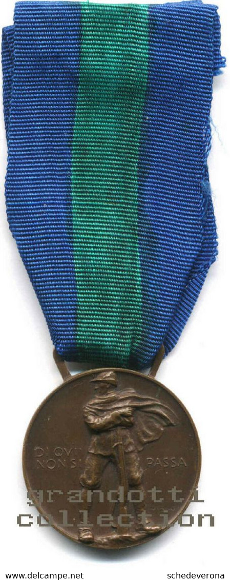 RADUNO TRENTO ONORIFICENZA 50° ANNIVERSARIO ALPINI 1922 MEDAGLIA RARA - Monarquía/ Nobleza