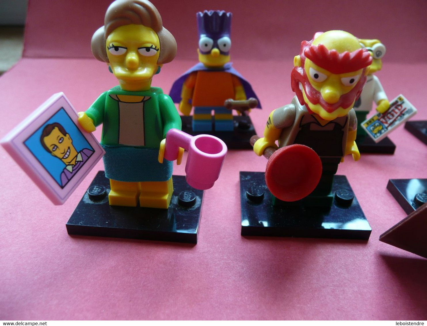 LOT 7 FIGURINE LEGO THE SIMPSONS EDNA WILLIE MARTIN PRINCE NELSON MUNTZ  BARTMAN HANS MOLEMAN DR HIBBERT DE 71005 71009 - Figurines