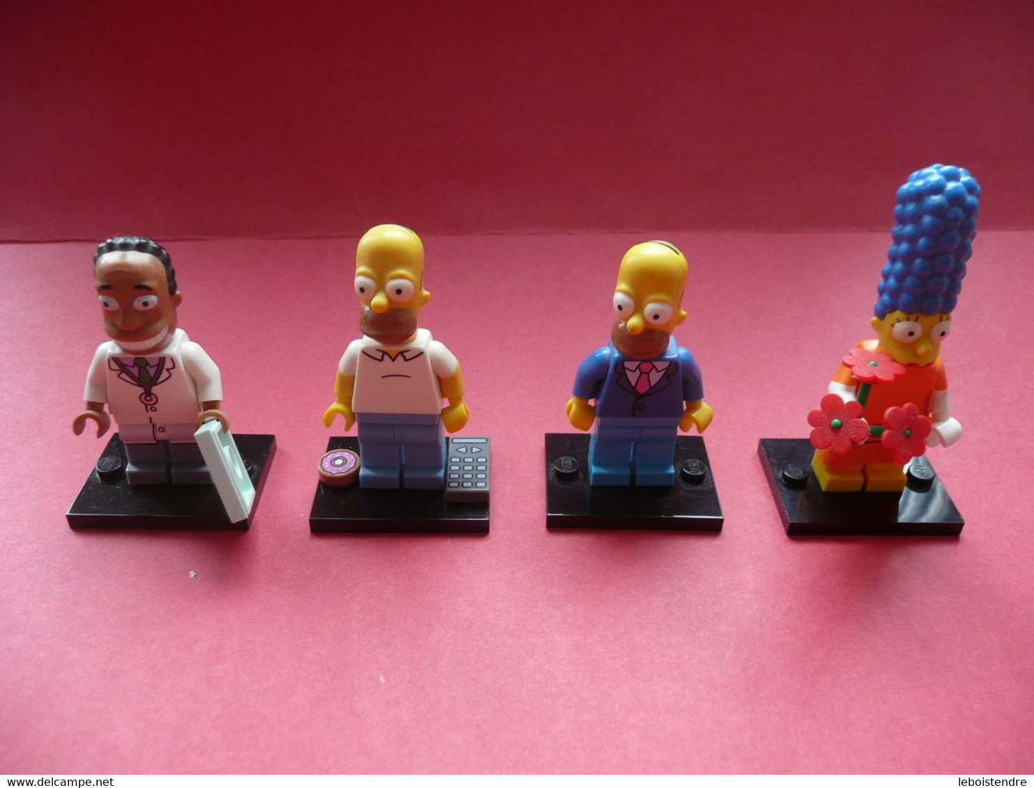 LOT 4 FIGURINE LEGO THE SIMPSONS DR HIBBERT HOMER HOMER EN COSTUME MARGE EN TENUE DE SOIREE  DE 71005 71009 - Figurines