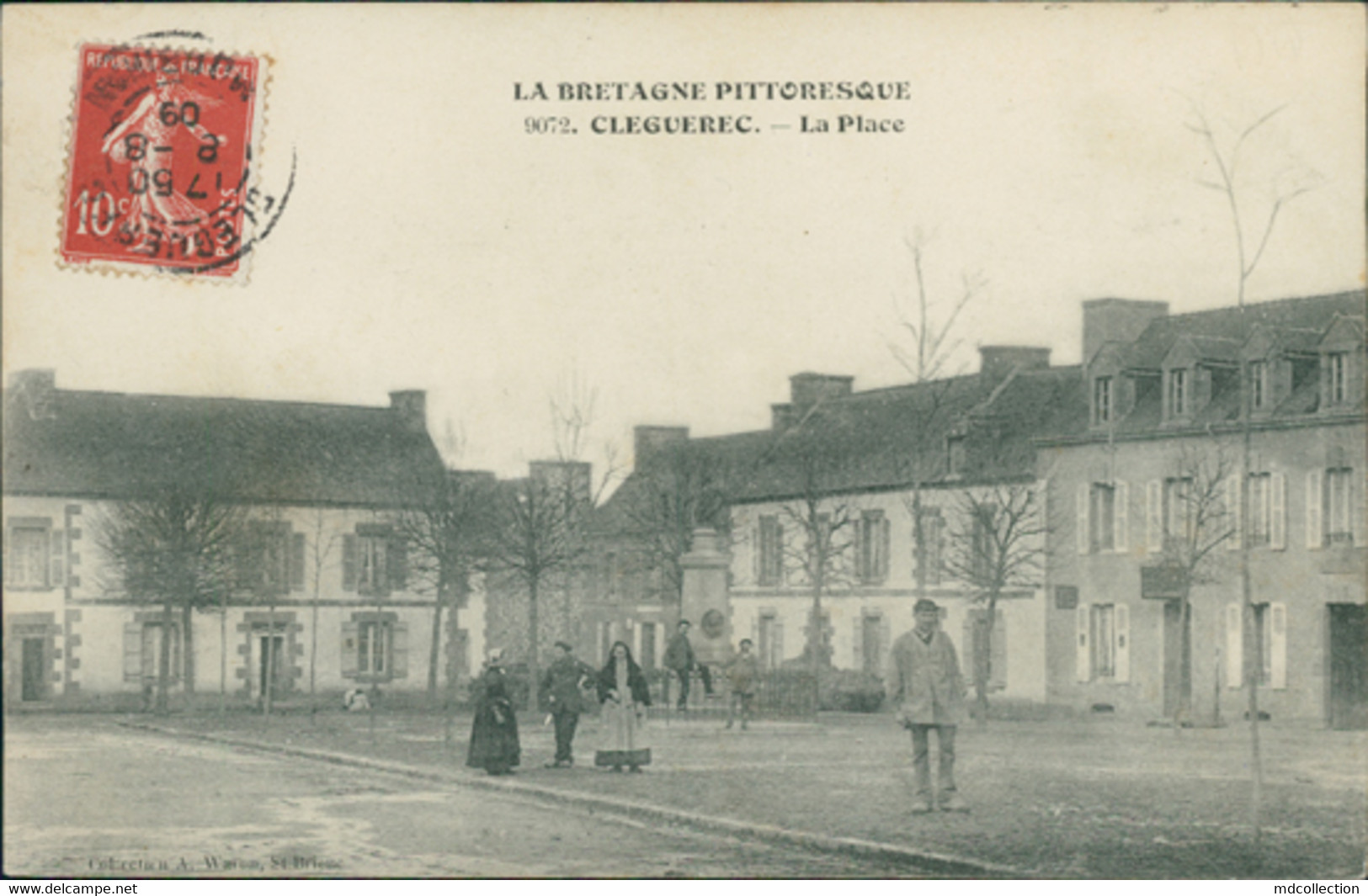 56 CLEGUEREC  / La Place / CARTE ANIMEE - Cleguerec