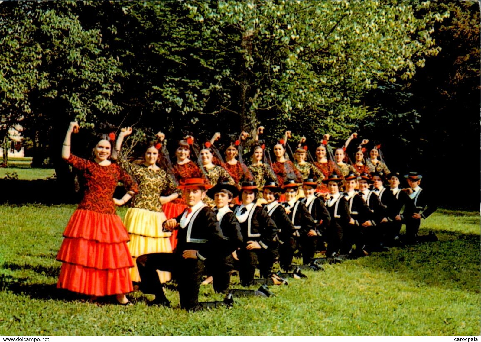 Carte 1970 VOUILLE LA BATAILLE / GROUPE FOLKLORIQUE DANSEURS LES CATALANS - Vouille