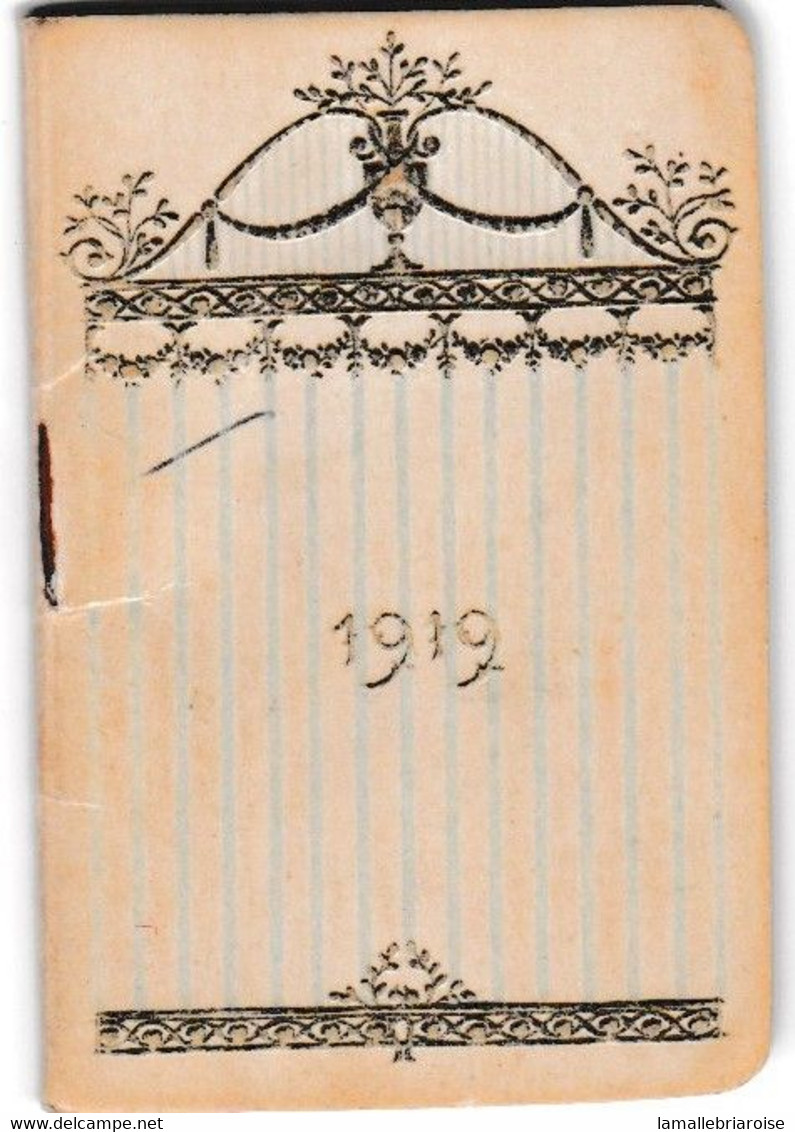 MINI CALENDRIER De 1919, Offert Par LA MAISON BOUCICAUT, AU BON MARCHE. Couverture Gauffrée - Petit Format : 1901-20