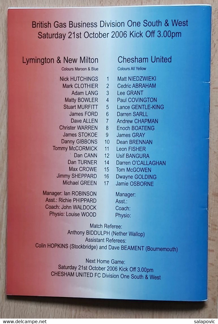 Lymington & New Milton Vs Chesham United 21. October 2006 Football Match Program - Boeken