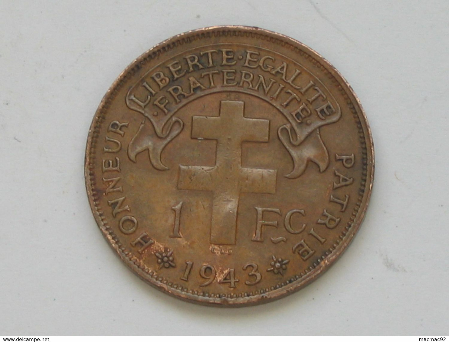 MADAGASCAR - 1 Franc 1943 Patrie Honneur  **** EN ACHAT IMMEDIAT **** - Madagaskar