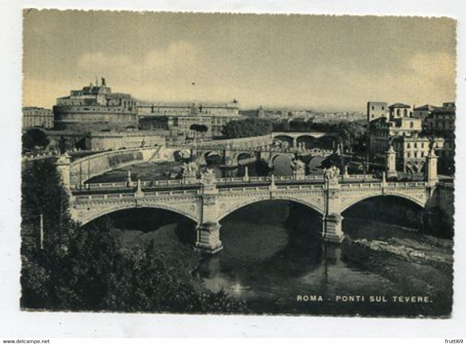 AK 093895 ITALY - Roma - Ponti Sul Trevere - Ponts