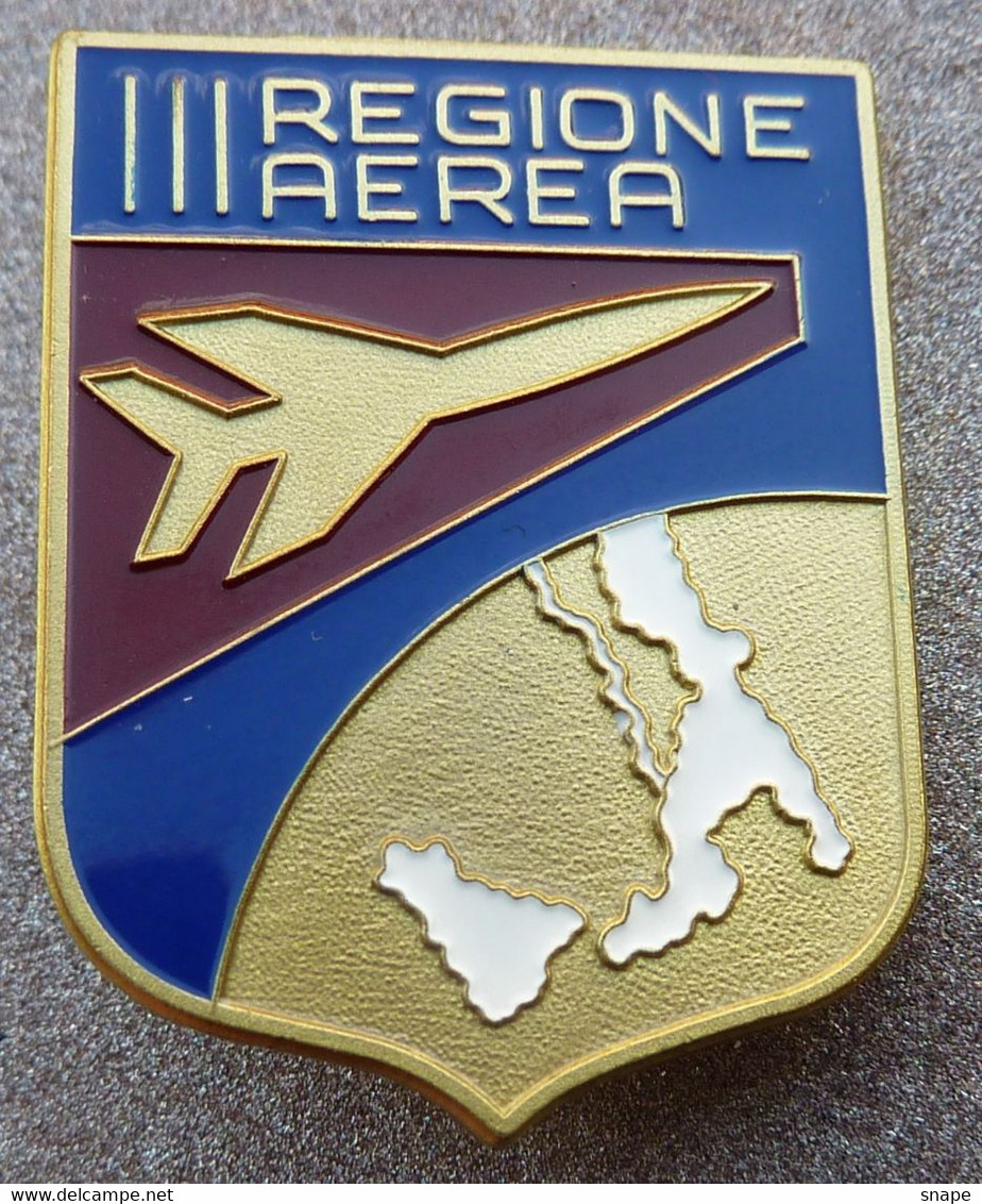 DISTINTIVO Smaltato 3^ Regione Aerea - Aeronautica Militare - USATO Marcato (240) - Italian Air Force Insignia - Armée De L'air