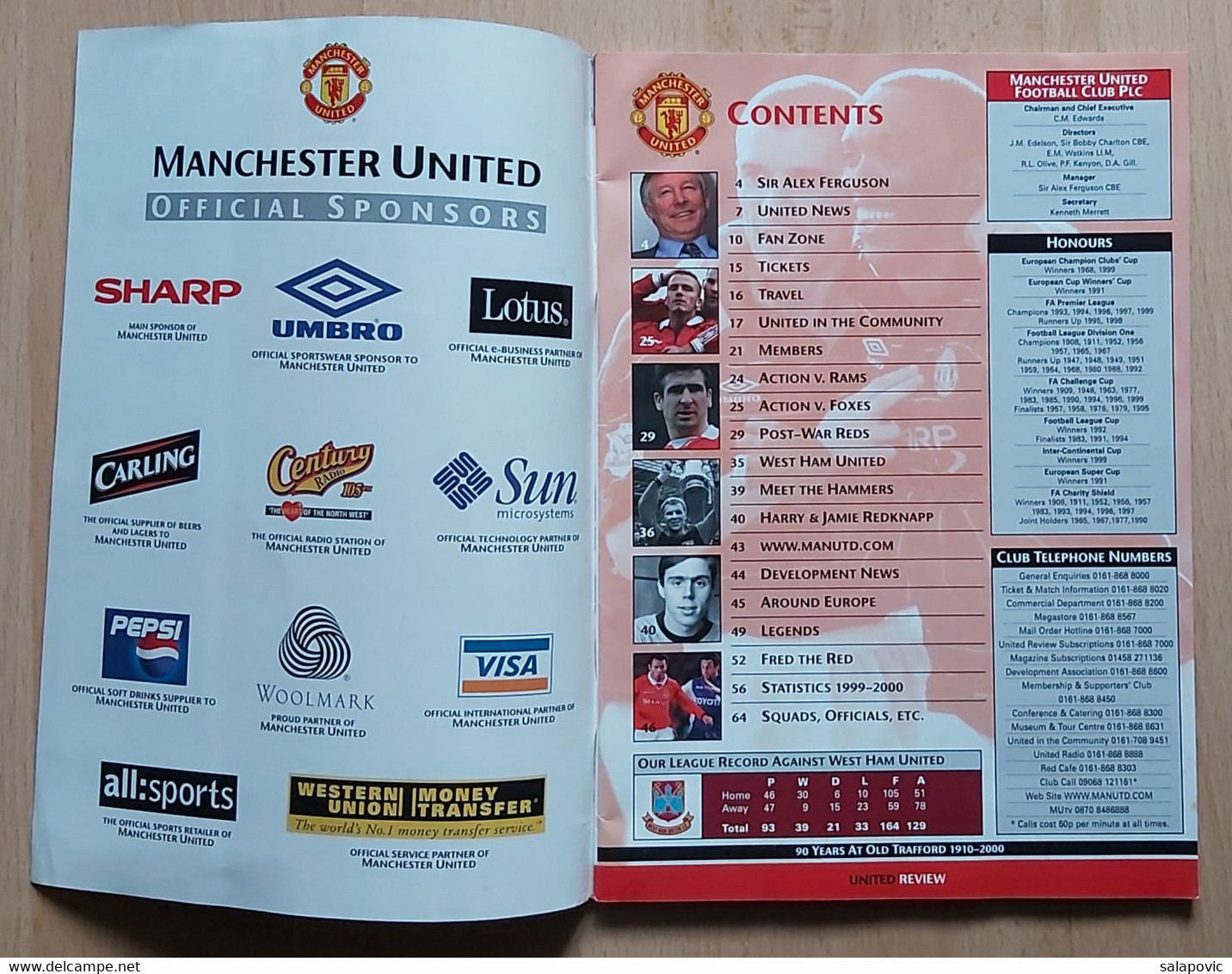 Manchester United Vs West Ham United 1. April 2000  Football Match Program - Libros