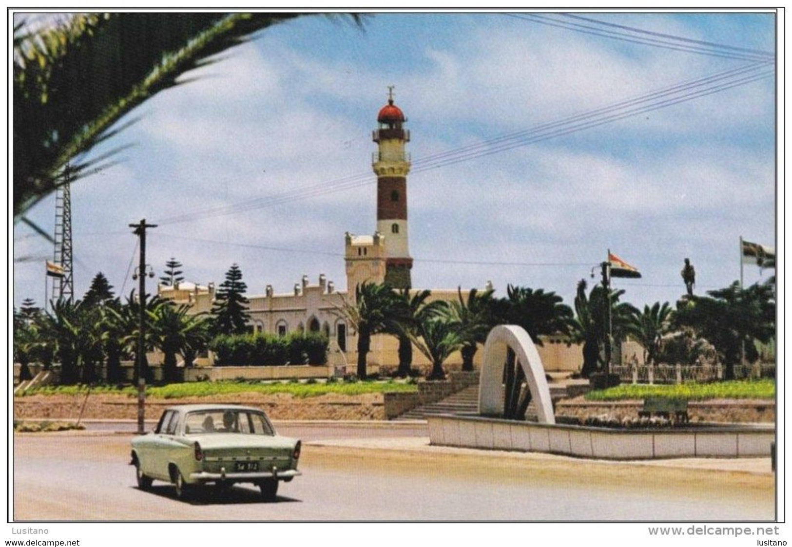 NAMIBIA - LIGHTHOUSE Phare Old Car Swakopmund S. W. Africa (2 Scans) - Namibia