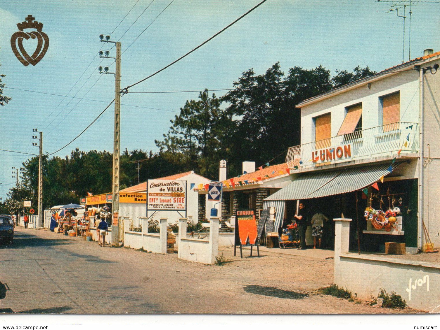 Brétignolles-sur-Mer Animée Avenue De La Plage Le Centre Commercial Commerces "l'Union" - Bretignolles Sur Mer