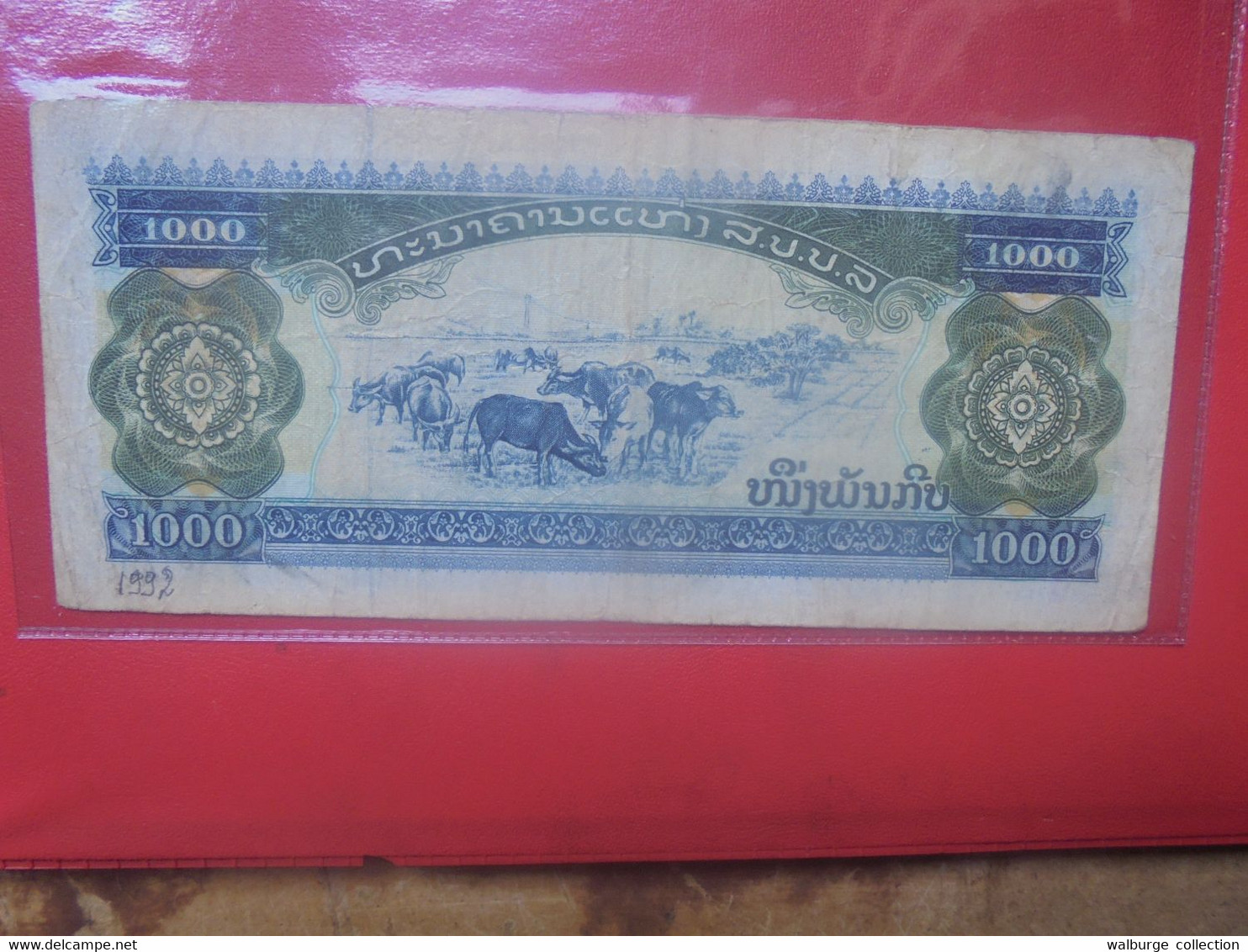 LAOS 1000 KIP Circuler (L.15) - Laos