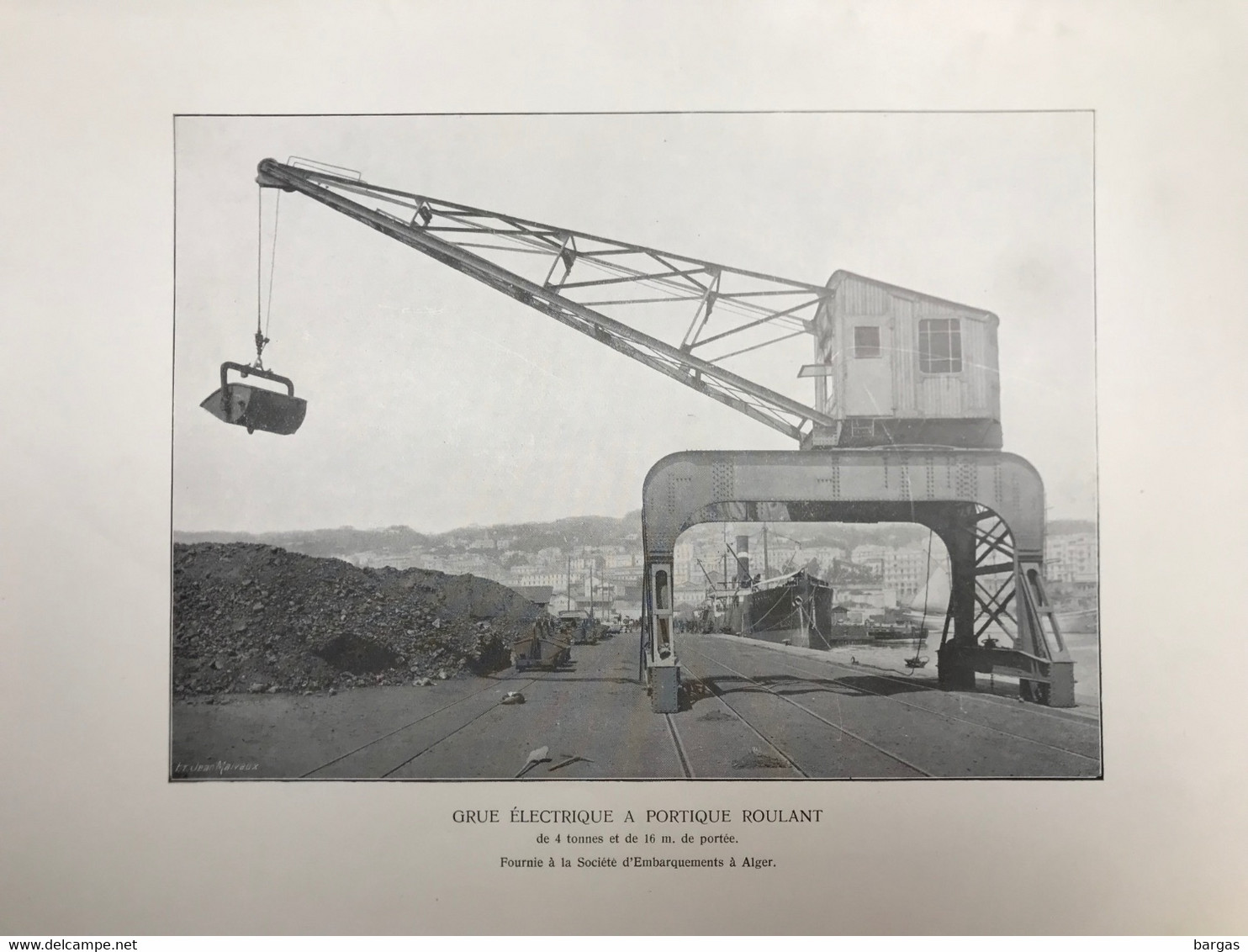 Planche Usine Industrie Grue Port Bateau Société D'embarquement à Alger Algérie - Machines