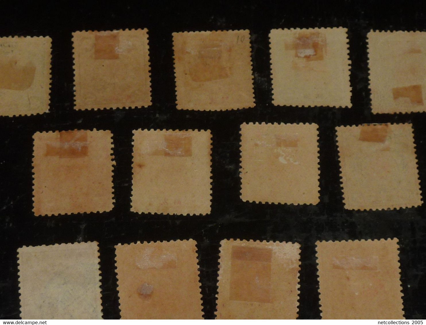 TIMBRE ANCIEN DU JAPON SURCHARGE " CHINE " - ENSEMBLE DE 13 TIMBRES - NEUF OBLITEREE ET CHARNIERES (C.V) - Other & Unclassified