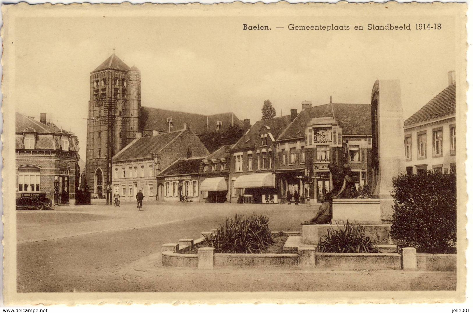 Baelen Balen Gemeenteplaats En Standbeeld 1914-18 - Balen