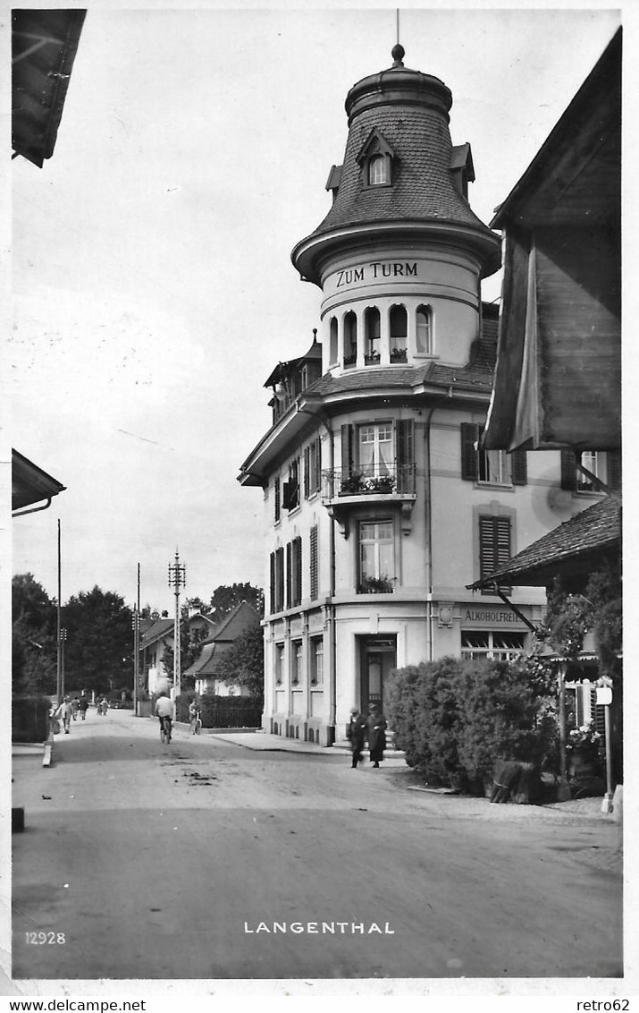 LANGENTHAL → Alte Dorfstrasse Beim Turm Mit Passanten Anno 1941 - Langenthal