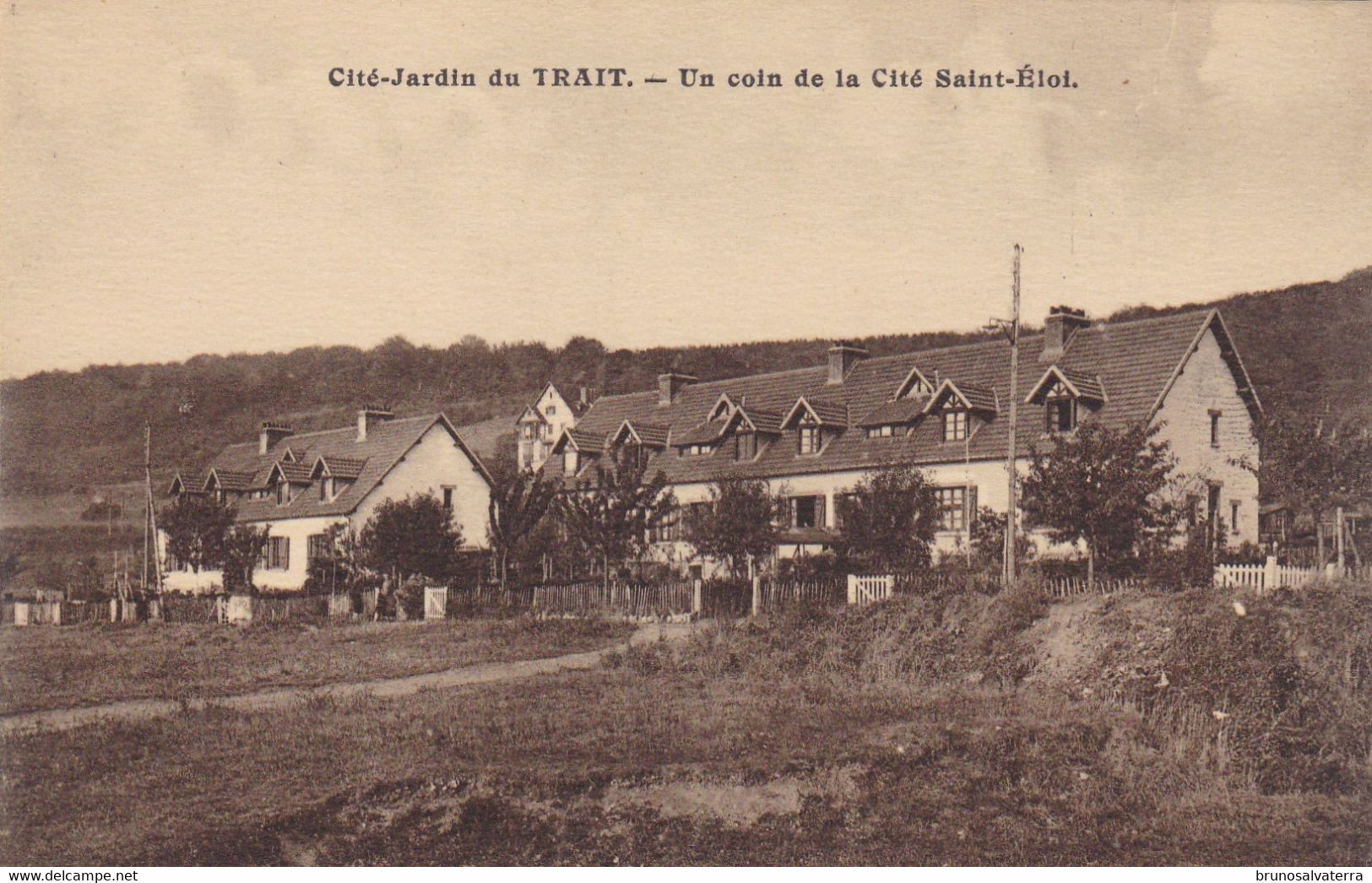 LE TRAIT - Cité-Jardin - Un Coin De La Cité Saint-Eloi - Très Bon état - Le Trait