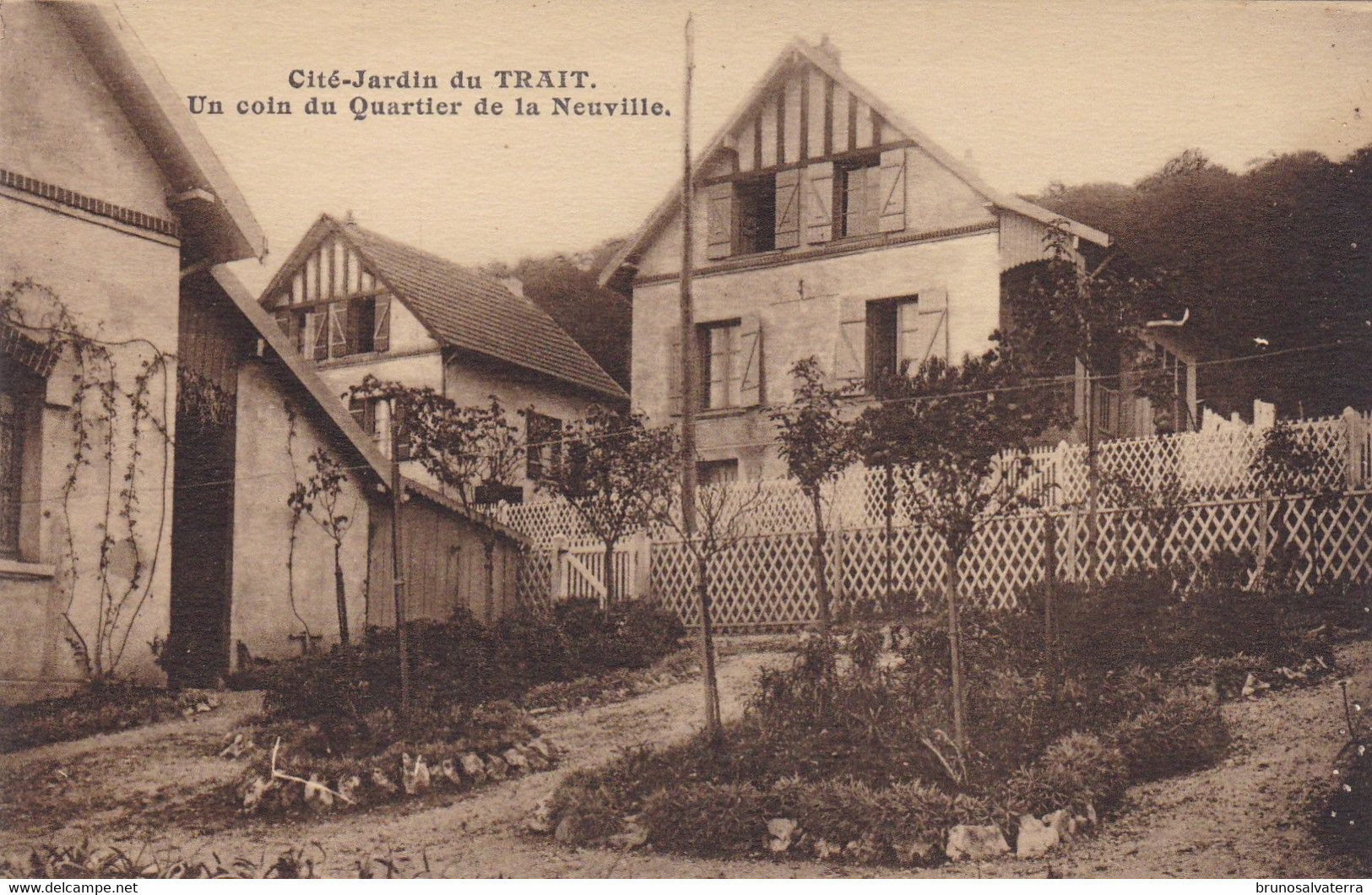 LE TRAIT - Cité-Jardin - Un Coin Du Quartier De La Neuville - Très Bon état - Le Trait