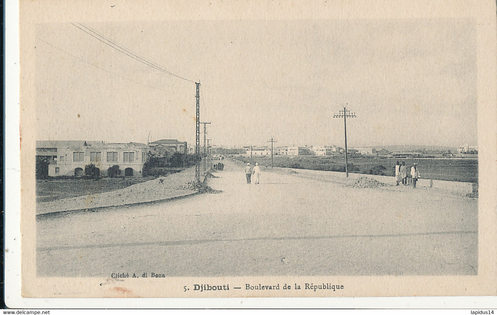 AV 332 / CPA  AFRIQUE DJIBOUTI-    BOULEVARD DE LA REPUBLIQUE - Djibouti