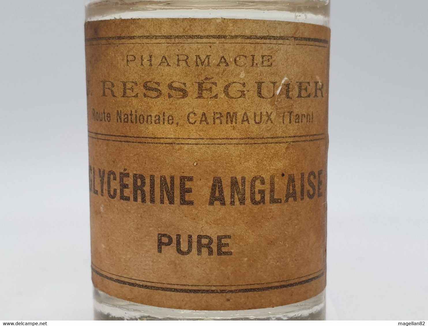 Rare  Flacon  De  Pharmacie. Jean Rességuier . Route Nationale CARMAUX. 81  TARN. CA 1900 - Prodotti Di Bellezza