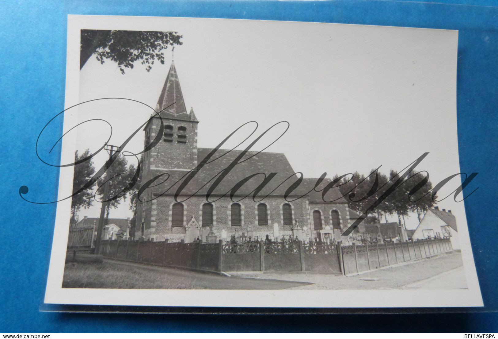 Forest  Eglise St Vaast.   Foto-Photo Prive Pris 23/08/1975 - Forest - Vorst