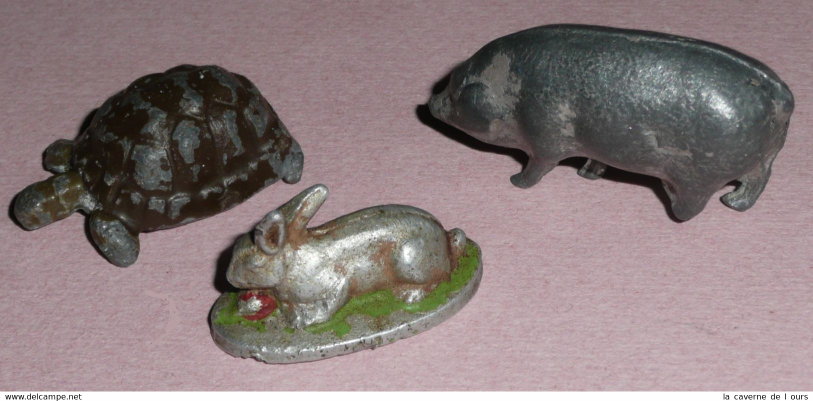 Lot De 3 Figurines En Métal Aluminium Et Plomb, Tortue Truie Lapin Cochon - Tartarughe