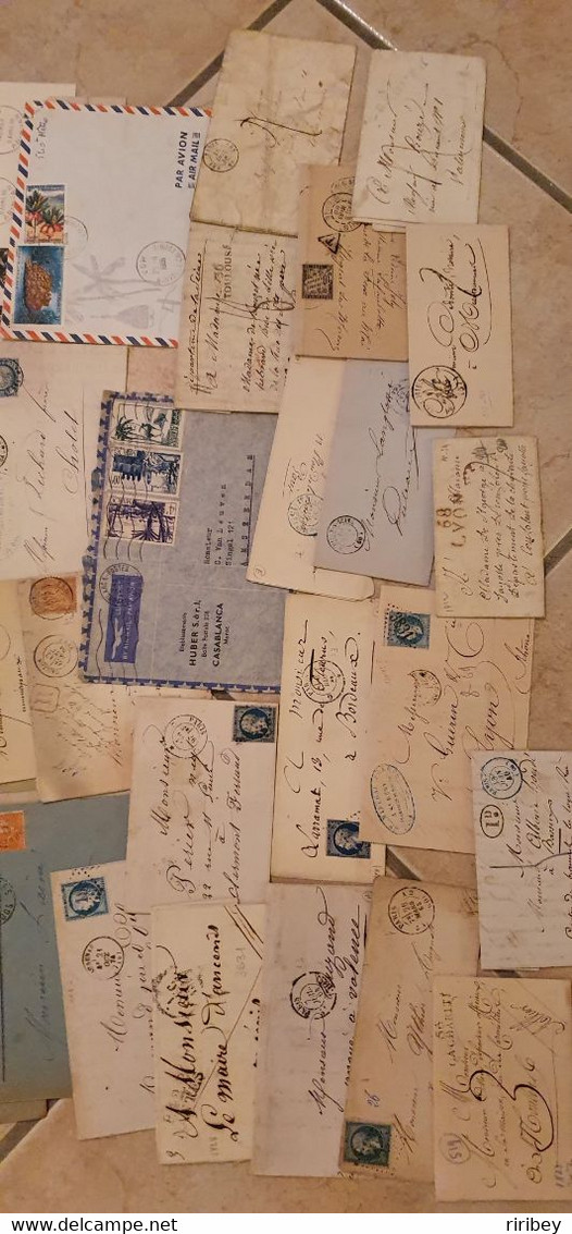 LOT / COLLECTION de plus de 700 Lettres / Marques postales / documents anciens  1700-1950 / voir 50 scans