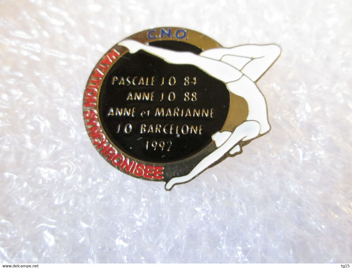 PIN'S    NATATION  SYNCHRONISÉE  C.N.O.   JEUX OLYMPIQUES   84  88   BARCELONE 1992 - Natation