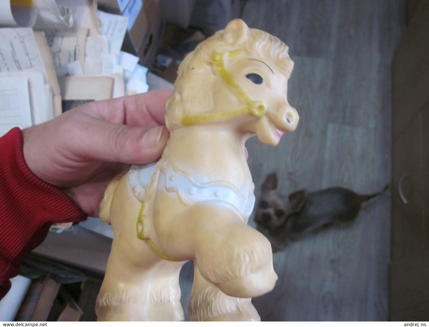 Rubber Old Toy Yugoslavia That When Squeezed Plays  Horse Art 88 - Marionetten