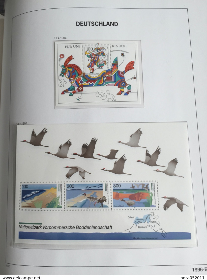ALBUM DAVO AVEC COFFRET TIMBRES 1990/97 AVEC BLOC ET CARNET NEUF*** VOIR PHOTOS ET DÉTAIL CI DESSOUS - Sammlungen