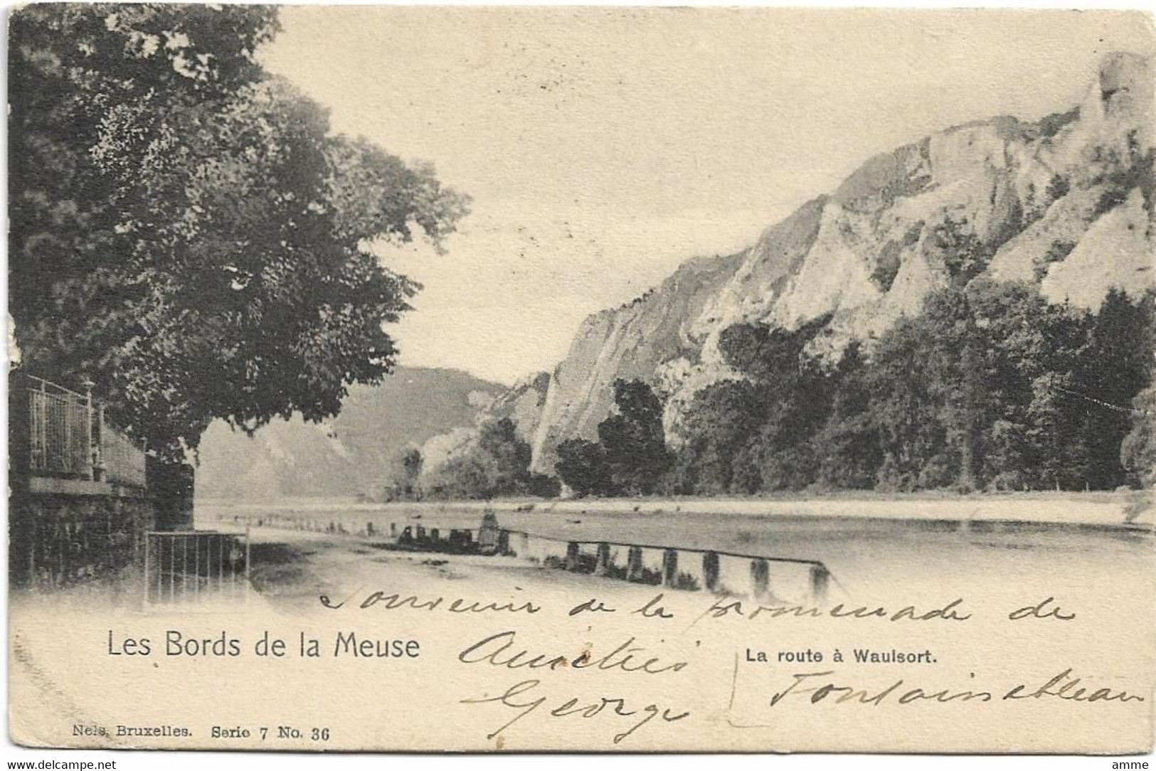 Waulsort   *  Les Bords De La Meuse  - La Route à Waulsort (Nels, 36) - Hastière