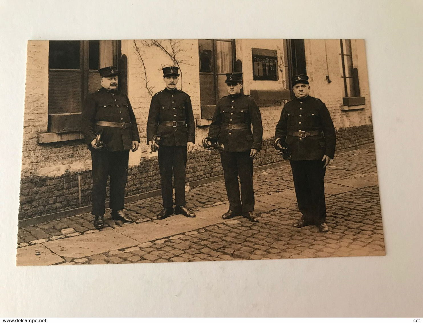 Molenbeek Bruxelles Sapeurs-Pompiers De Molenbeek  Clairons  POMPIER BRANDWEER - Pompieri