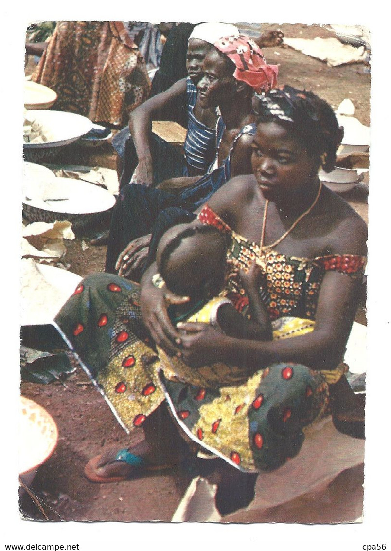 Marché à AGNIBILÉKROU - Les AGNI Venus Du GHANA - Côte-d'Ivoire