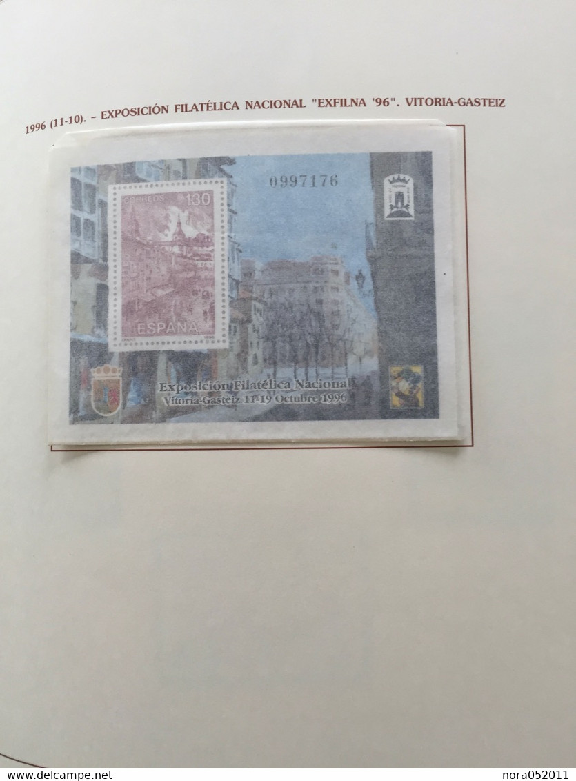 Espagne : Collection En Album De Luxe 1990/2000 + Blocs Et Feuillet Tout Est Fraicheur Postal NEUF** Voir Photos - Collections (with Albums)