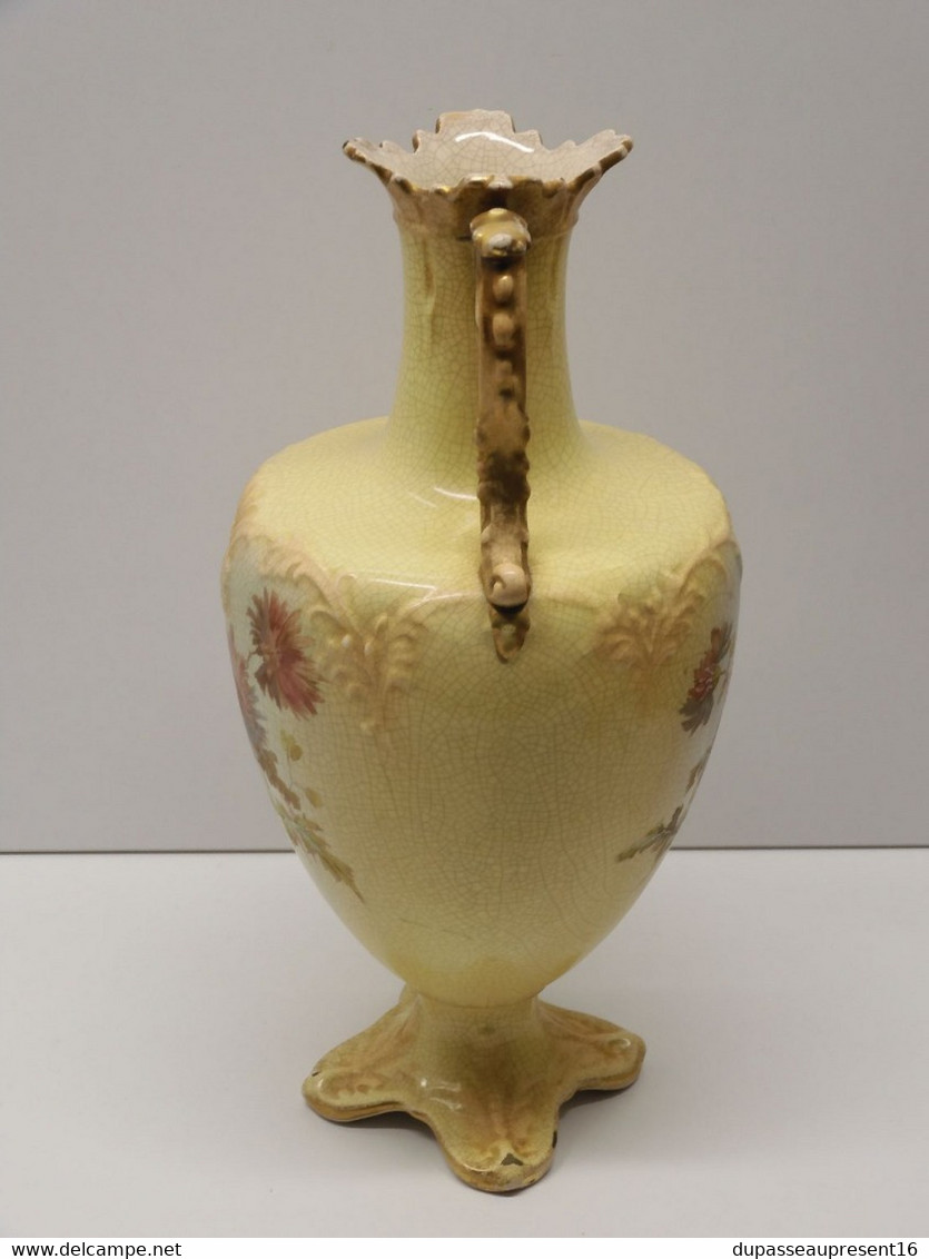 *SUPERBE ANCIEN VASE CERAMIQUE ANGLAISE CRAQUELEE marque à déchiffrer Fleurs  D