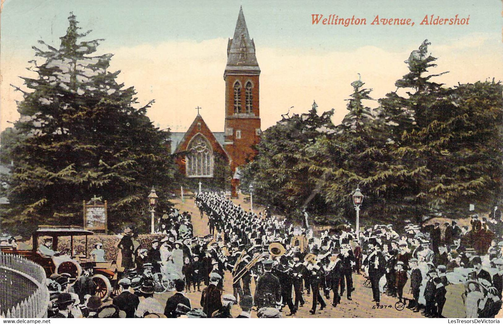 CPA Royaume Unis - Hampshire - Aldershot - Wellington Avenue - Valetine's Series - Oblitérée Farnborough 1913 - Colorisé - Andere & Zonder Classificatie