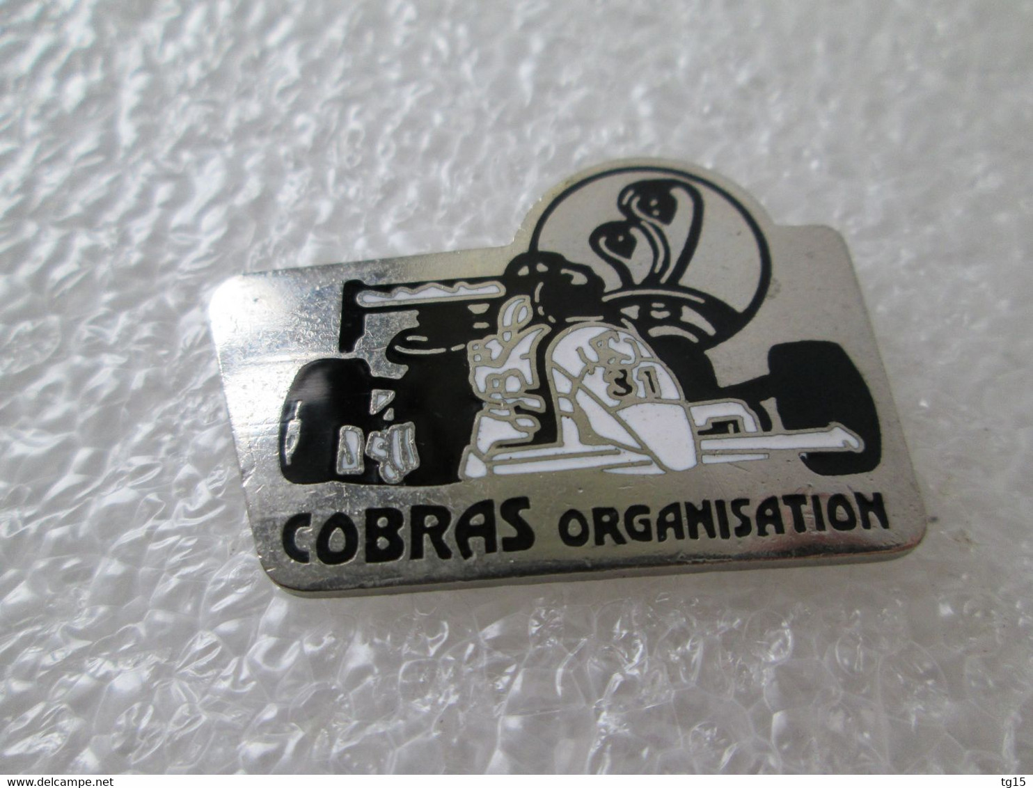 PIN'S    FORMULE 3   COBRAS  ORGANISATION  Email Grand Feu - F1