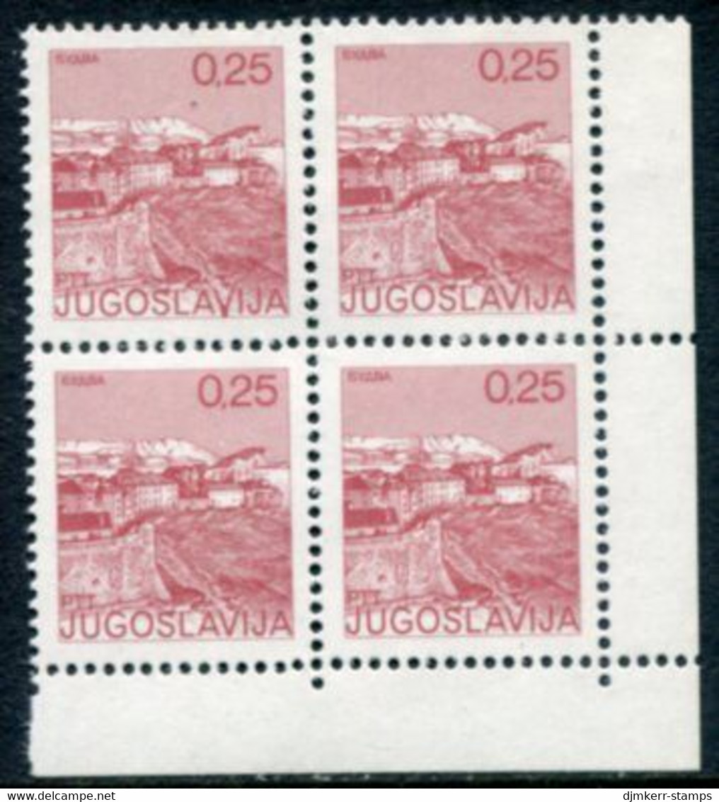 YUGOSLAVIA 1976 Definitive 0.25 D. With Constant Flaw "thick Base To V" In Block Of 4 MNH / **.  Michel 1660 - Non Dentellati, Prove E Varietà