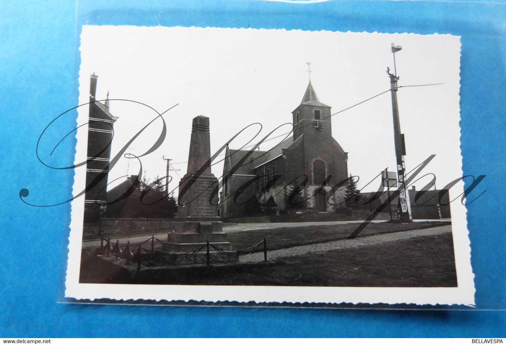 Regio Ophain ? Bois Seigneur Isaac ? Eglise Et Monument Aux Morts De La Guerre Mondiale 14-18 Foto-Photo Prive - Braine-l'Alleud