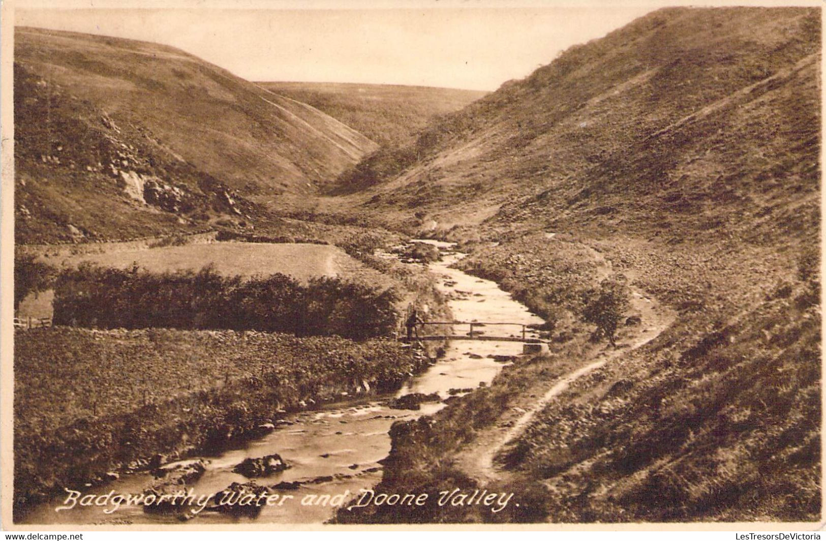 CPA Royaume Unis - Angleterre - Devon - Badgworthy Water And Doone Valley - F. Frith & Co. Ltd. Reigate - Oblitérée 1935 - Otros & Sin Clasificación