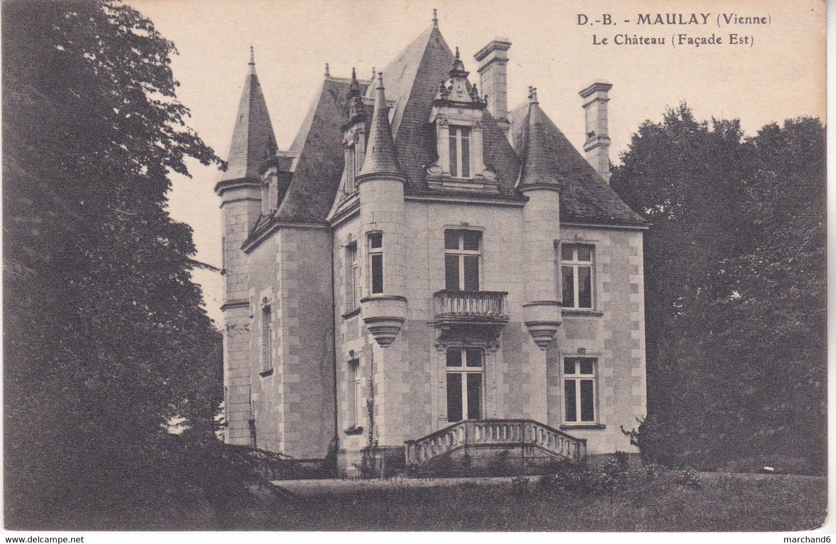 Monts Sur Guesnes Le Chateau De Maulay Façade Est édition Dando Berry - Monts Sur Guesnes