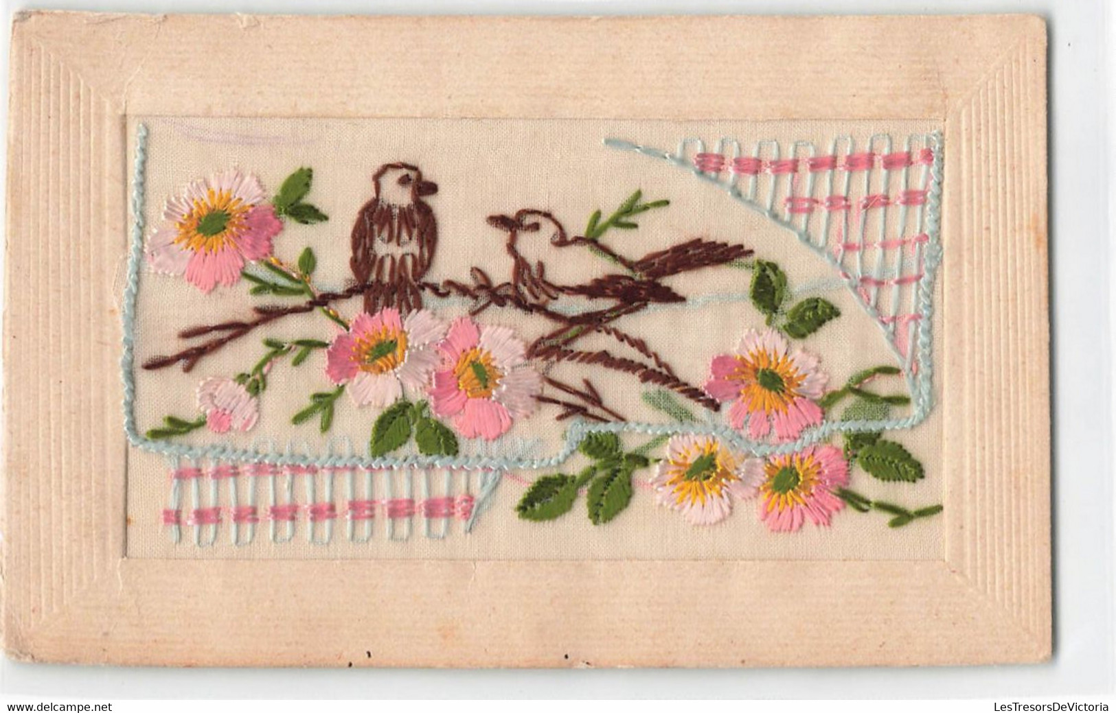 CPA Brodée Fantaisie - Enveloppe Oiseaux Sur Une Branche Fleurie - Embroidered