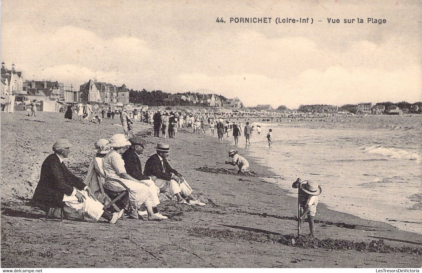 CPA - FRANCE - 44 - PORNICHET - Vue Sur La Plage - Animée - Baigneurs - Pelle - Chapeau NANTES - Pornichet