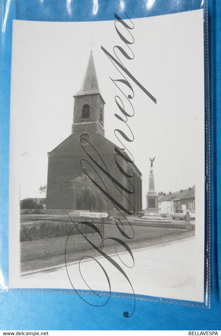 Ladeuze  Eglise St. Gery  & Monument Aux Morts 14-18  Chièvres Foto-Photo Prive Pris 28/06/1975 - Chievres