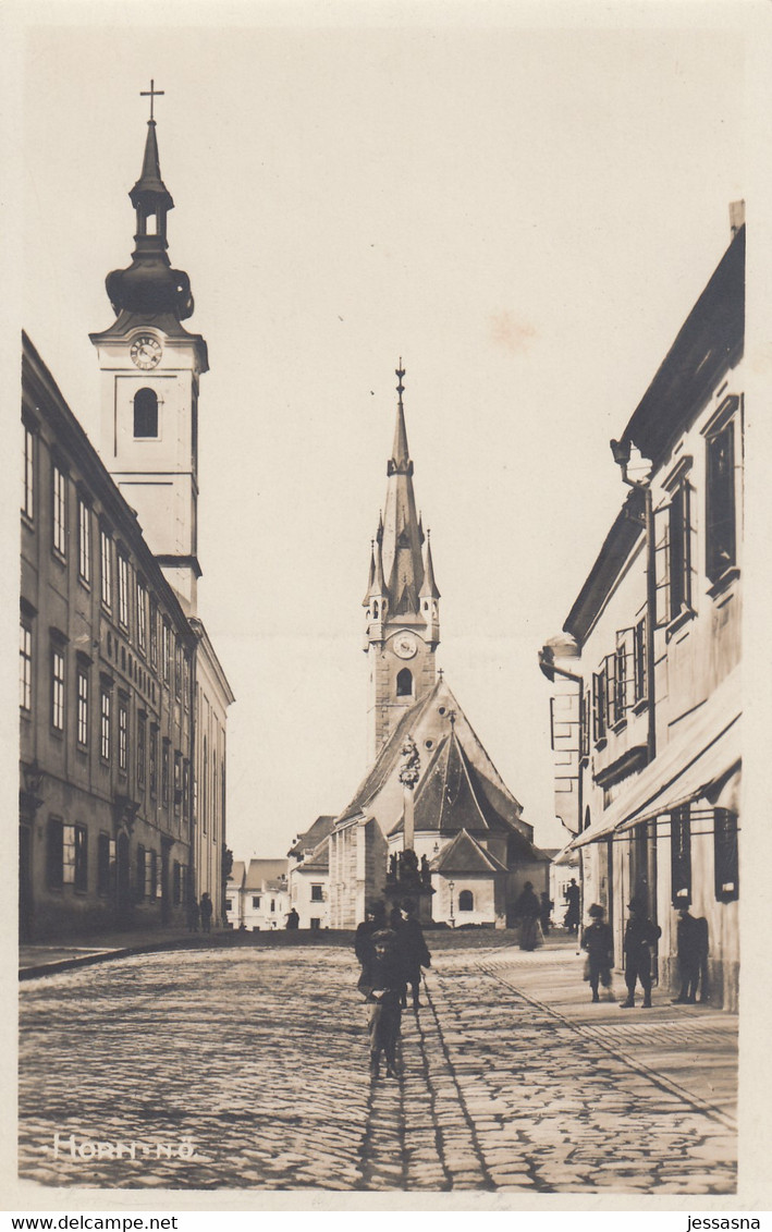 AK - HORN - Strassenpartie Mit Blick Zur Pfarre 1930 - Horn