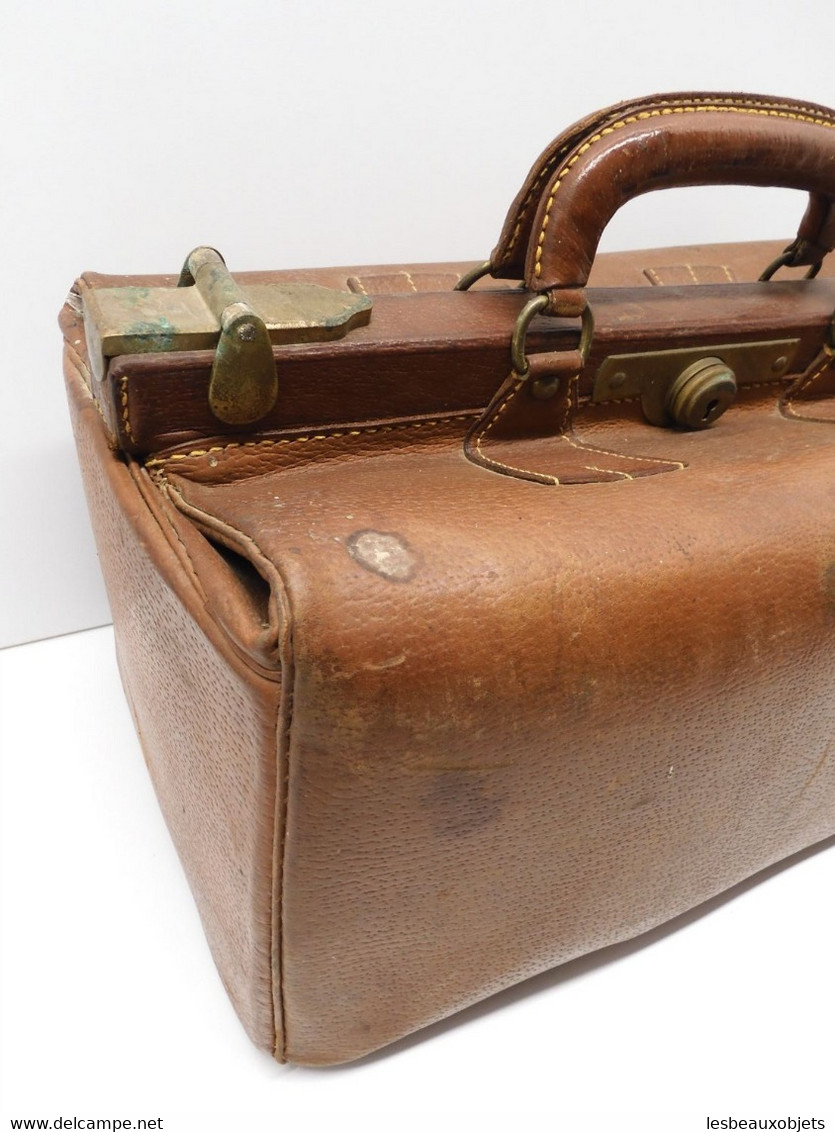 *ANCIEN SAC De MEDECIN CUIR TRES BELLE Qualité 2 Poignées SORTI De GRENIER   E - Lederwaren