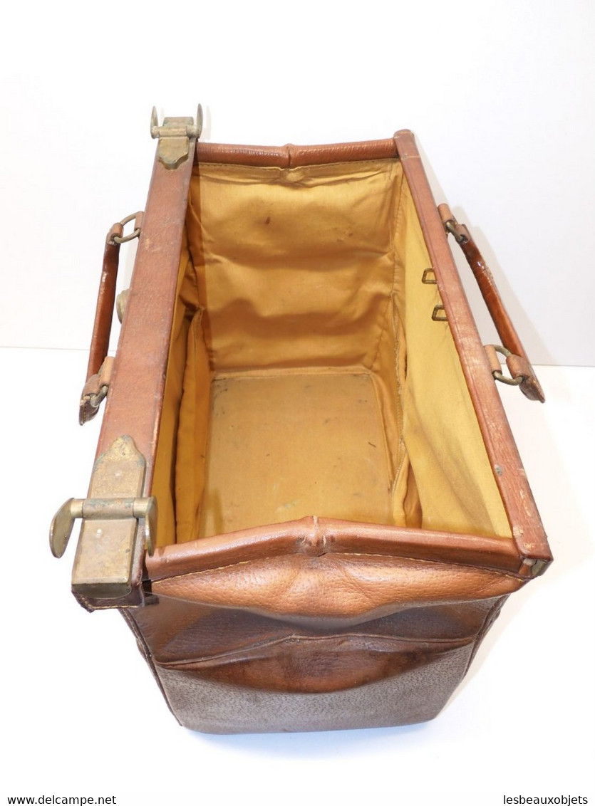 *ANCIEN SAC de MEDECIN CUIR TRES BELLE Qualité 2 Poignées SORTI de GRENIER   E