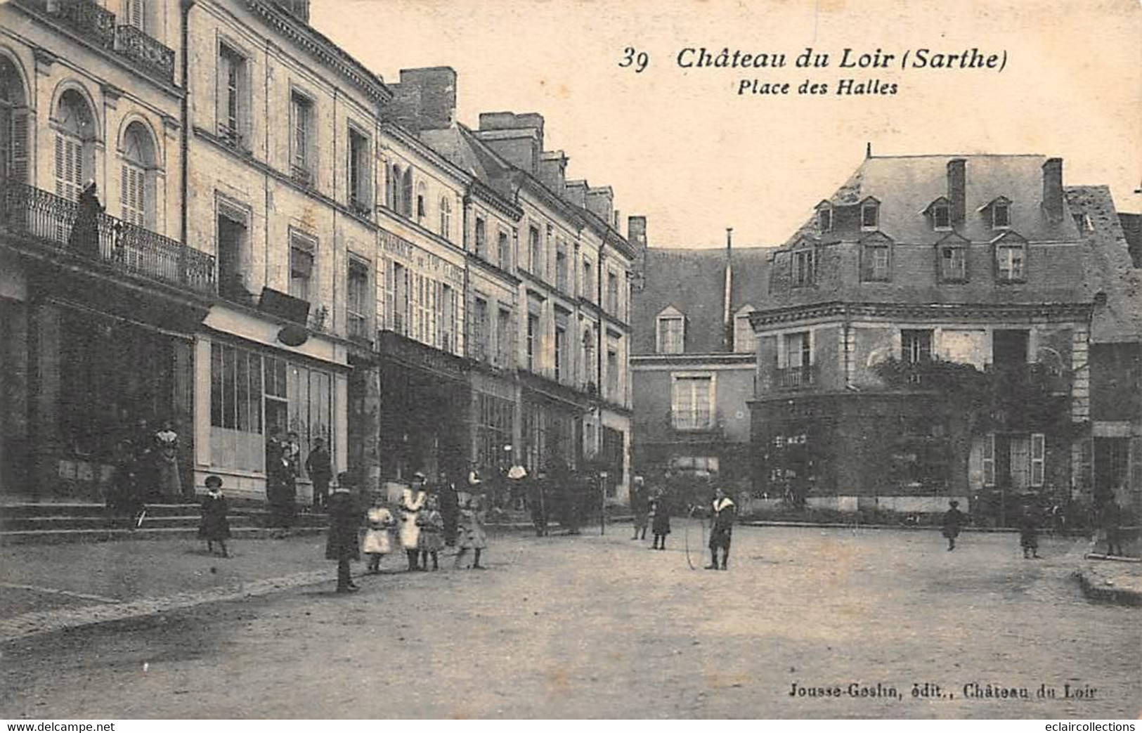 Château Du Loir          72       Place Des Halles  . Commerces Dont Pharmacie             (voir Scan) - Chateau Du Loir
